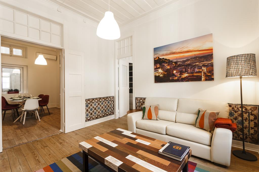 Whome | Fanqueiros Downtown Typical Appartement Lissabon